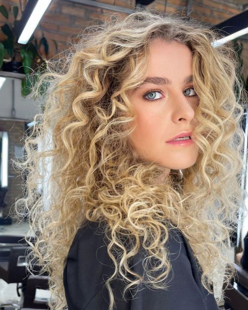 Messy Blonde Curls