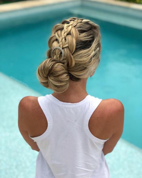 Stacked Braid Donut Bun