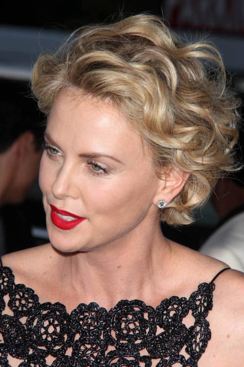 short curly blonde hairstyle