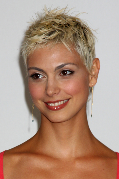 short pixie haircut for blonde hair