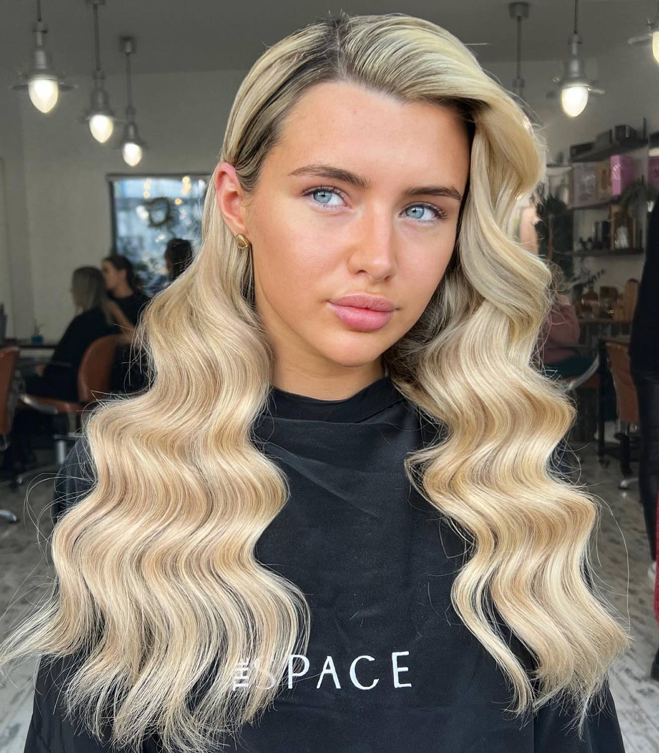 Blonde Wavy Style for Heart Face Shape