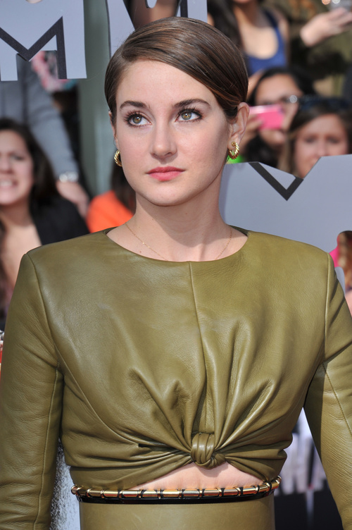 Shailene Woodley short hairstyle for girls