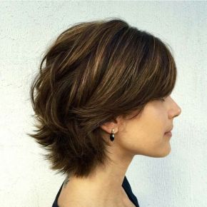 60 Classy Short Haircuts for Thick Hair to Get in 2024