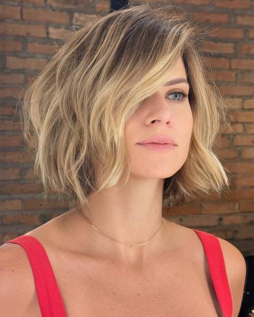 Side-Parted Choppy Bob Shag