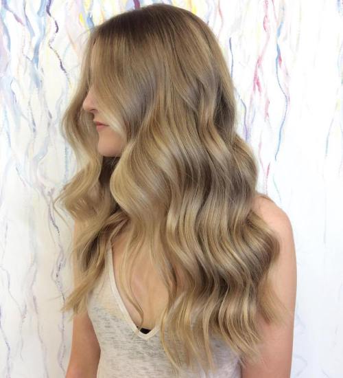 Caramel Blonde Long Wavy Hairstyle